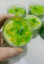 Load image into Gallery viewer, Avacado smoothie- Clay slime