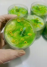 Load image into Gallery viewer, Avacado smoothie- Clay slime