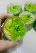 Load image into Gallery viewer, Avacado smoothie- Clay slime