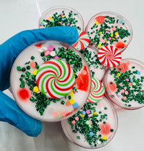 Load image into Gallery viewer, Peppermint Float- basic slime, x-mas